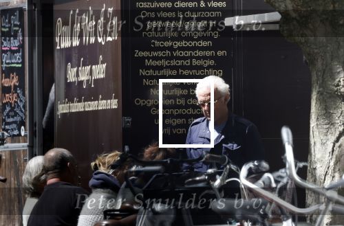 Amsterdam 27 mei 2022
Huub Stapel op straat in Amsterdam zuid