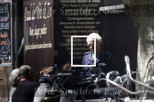 Amsterdam 27 mei 2022
Huub Stapel op straat in Amsterdam zuid
