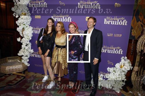 Amsterdam 30 mei 2022
Premiere Marokkaanse bruiloft in Tuschinski met oa als castleden Samouya Ahouaoui Walid Benmbarek Pip Pellens Liza Sips en Nabil Aouled Ayad in tuschinski. Maaike Martens en Ilse warringa
