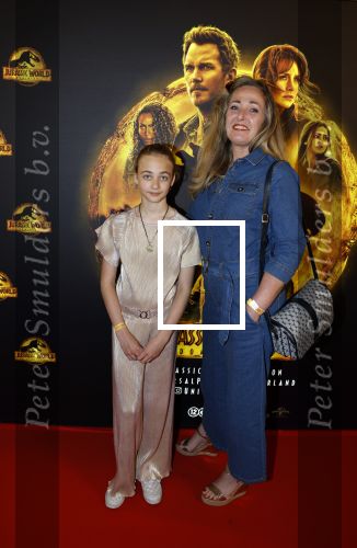 Amsterdam 2 juni 2022
Premiere Jurassic World in Pathe Arena .
Isabelle Brinkman met haar dochter
