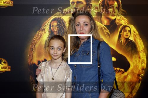 Amsterdam 2 juni 2022
Premiere Jurassic World in Pathe Arena .
Isabelle Brinkman met haar dochter