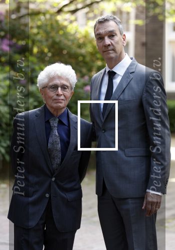 Laren 2 juni 2022
Begrafenis / dienst van Willibrord Frequin in de Sint Jansbasiliek in Laren . Jacques d Ancona met partner Hans