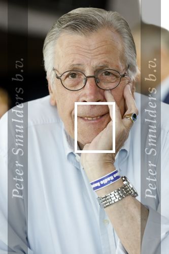 Hilversum 19 mei 2022
Radio prijzen voor de digitale radio stations bij beeld en geluid. Jan v Veen