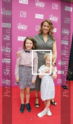 Huizen 25 mei 2022
Feestje ivm de nieuwe TLC serie van Louisa en Rowan op z\'n Gooisch. Louisa Jansen en haar man Rowan . Jessica Mendels kwam met haar dochters