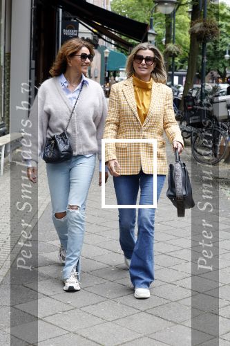 Amsterdam 1 juni 2022
Karin de Rooij en Joan Stolk in amsterdam zuid