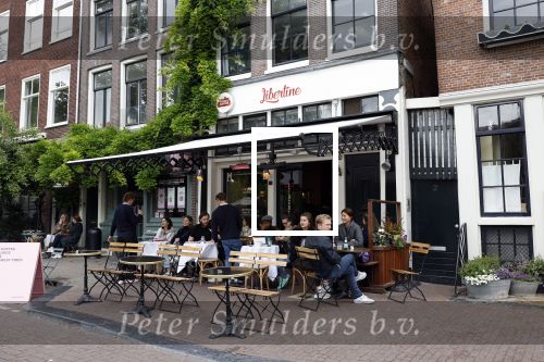 Amsterdam 30 mei 2022
Prinses Amalia gaat op de universiteit van Amsterdam UVA studeren. Bij restaurant Libertine heeft ze al een paar keer gegeten