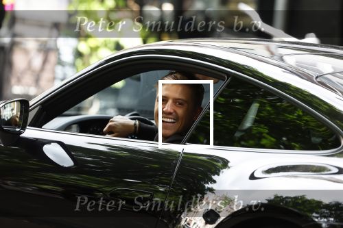 Amsterdam 27 mei 2022
Lil Kleine met Nighel in zijn porsche 911 in Amsterdam zuid