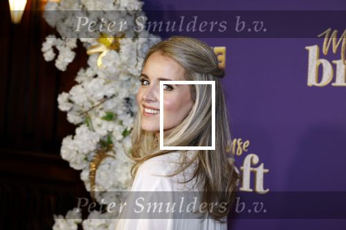 Amsterdam 30 mei 2022
Premiere Marokkaanse bruiloft in Tuschinski met oa als castleden Samouya Ahouaoui Walid Benmbarek Pip Pellens Liza Sips en Nabil Aouled Ayad in tuschinski. Liza Sips kwam met haar man Ralph Manheim