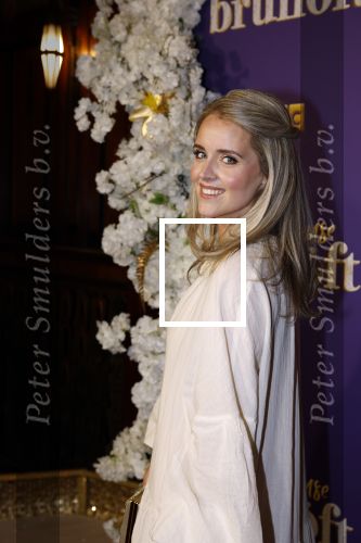 Amsterdam 30 mei 2022
Premiere Marokkaanse bruiloft in Tuschinski met oa als castleden Samouya Ahouaoui Walid Benmbarek Pip Pellens Liza Sips en Nabil Aouled Ayad in tuschinski. Liza Sips kwam met haar man Ralph Manheim