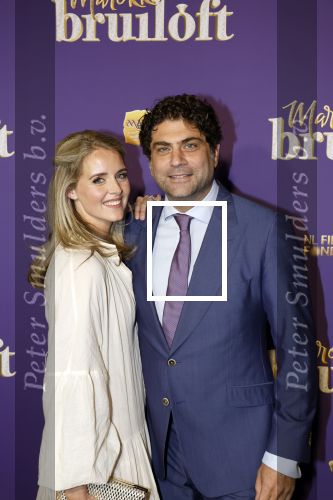 Amsterdam 30 mei 2022
Premiere Marokkaanse bruiloft in Tuschinski met oa als castleden Samouya Ahouaoui Walid Benmbarek Pip Pellens Liza Sips en Nabil Aouled Ayad in tuschinski. Liza Sips kwam met haar man Ralph Manheim