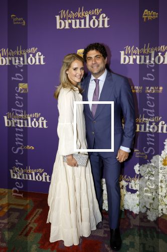 Amsterdam 30 mei 2022
Premiere Marokkaanse bruiloft in Tuschinski met oa als castleden Samouya Ahouaoui Walid Benmbarek Pip Pellens Liza Sips en Nabil Aouled Ayad in tuschinski. Liza Sips kwam met haar man Ralph Manheim