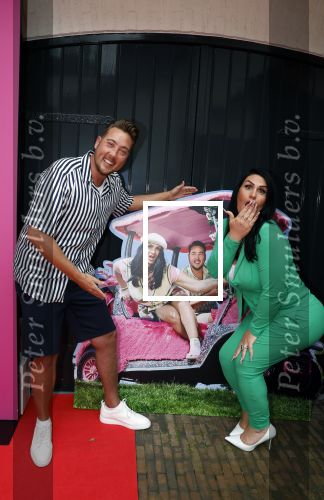 Huizen 25 mei 2022
Feestje ivm de nieuwe TLC serie van Louisa en Rowan op z\'n Gooisch. Louisa Janssen en haar man Rowan