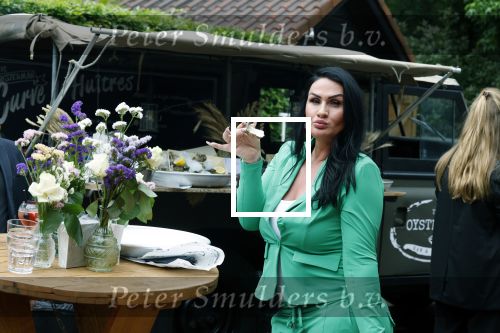 Huizen 25 mei 2022
Feestje ivm de nieuwe TLC serie van Louisa en Rowan op z\'n Gooisch. Louisa Janssen en haar man Rowan