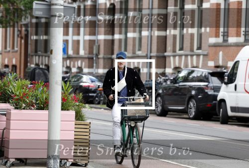 Amsterdam 27 mei 2022
Marc-Marie Huijbregtss op de fiets in Amsterdam zuid
