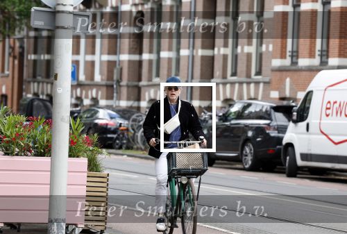 Amsterdam 27 mei 2022
Marc-Marie Huijbregtss op de fiets in Amsterdam zuid