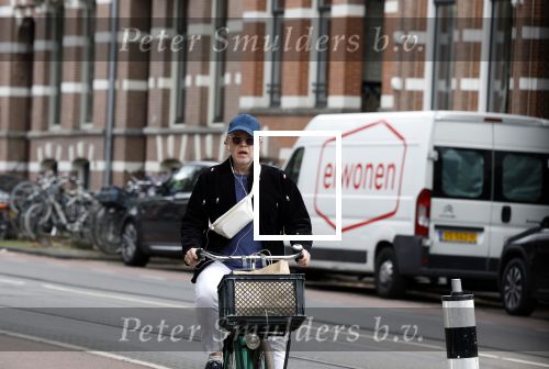 Amsterdam 27 mei 2022
Marc-Marie Huijbregtss op de fiets in Amsterdam zuid