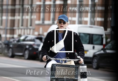 Amsterdam 27 mei 2022
Marc-Marie Huijbregtss op de fiets in Amsterdam zuid
