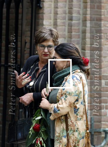 Laren 2 juni 2022
Begrafenis / dienst van Willibrord Frequin in de Sint Jansbasiliek in Laren . Marianne de ex vrouw van Willibrord Frequin