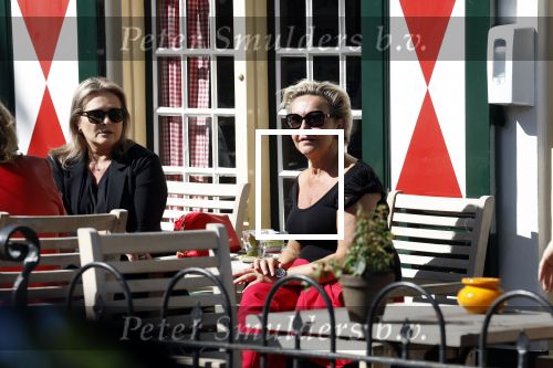 Laren 2 juni 2022
Mariska v Kolck op terras bij het bonte paard