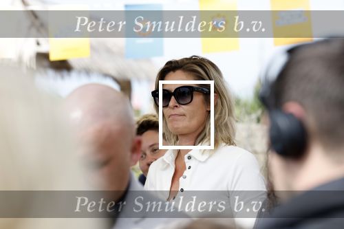 Zandvoort 31 mei 2022
Presentatie boek waar Matthijs v Nieuwkerk de mooiste verhalen voor uitgekozen heeft. 
Martha Riemsma