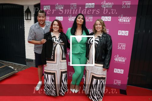 Huizen 25 mei 2022
Feestje ivm de nieuwe TLC serie van Louisa en Rowan op z\'n Gooisch. Louisa Janssen en haar man Rowan . Mathilde Keuter (zwanger) en haar zus Gerda Keuter