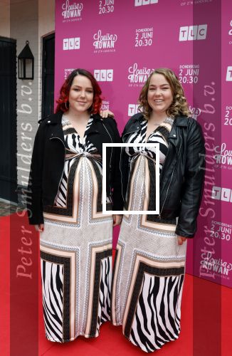 Huizen 25 mei 2022
Feestje ivm de nieuwe TLC serie van Louisa en Rowan op z\'n Gooisch. Louisa Janssen en haar man Rowan . Mathilde Keuter (zwanger) en haar zus Gerda Keuter