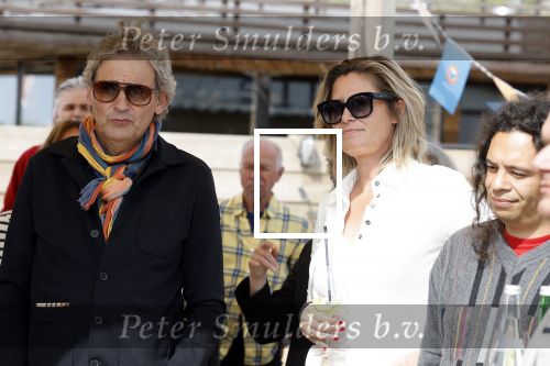 Zandvoort 31 mei 2022
Presentatie boek waar Matthijs v Nieuwkerk de mooiste verhalen voor uitgekozen heeft. 
Matthijs v Nieuwkerk met zijn vriendin Martha Riemsma