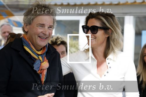 Zandvoort 31 mei 2022
Presentatie boek waar Matthijs v Nieuwkerk de mooiste verhalen voor uitgekozen heeft. 
Matthijs v Nieuwkerk met zijn vriendin Martha Riemsma