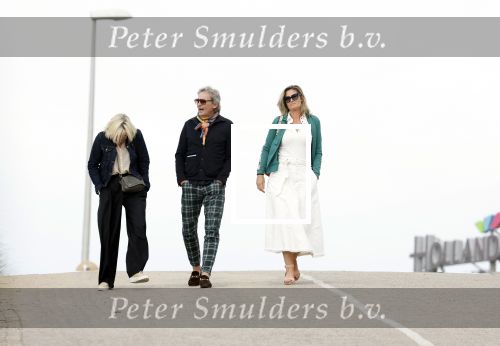 Zandvoort 31 mei 2022
Presentatie boek waar Matthijs v Nieuwkerk de mooiste verhalen voor uitgekozen heeft. 
Matthijs v Nieuwkerk met zijn vriendin Martha Riemsma