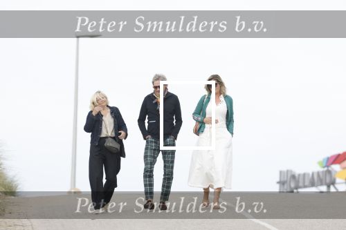 Zandvoort 31 mei 2022
Presentatie boek waar Matthijs v Nieuwkerk de mooiste verhalen voor uitgekozen heeft. 
Matthijs v Nieuwkerk met zijn vriendin Martha Riemsma