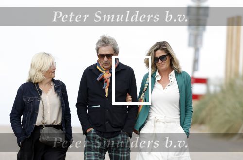 Zandvoort 31 mei 2022
Presentatie boek waar Matthijs v Nieuwkerk de mooiste verhalen voor uitgekozen heeft. 
Matthijs v Nieuwkerk met zijn vriendin Martha Riemsma