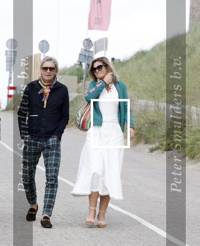 Zandvoort 31 mei 2022
Presentatie boek waar Matthijs v Nieuwkerk de mooiste verhalen voor uitgekozen heeft. 
Matthijs v Nieuwkerk met zijn vriendin Martha Riemsma