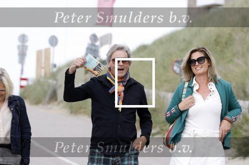 Zandvoort 31 mei 2022
Presentatie boek waar Matthijs v Nieuwkerk de mooiste verhalen voor uitgekozen heeft. 
Matthijs v Nieuwkerk met zijn vriendin Martha Riemsma