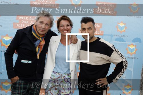 Zandvoort 31 mei 2022
Presentatie boek waar Matthijs v Nieuwkerk de mooiste verhalen voor uitgekozen heeft. 
Ozcan Akyol en Matthijs v Nieuwkerk