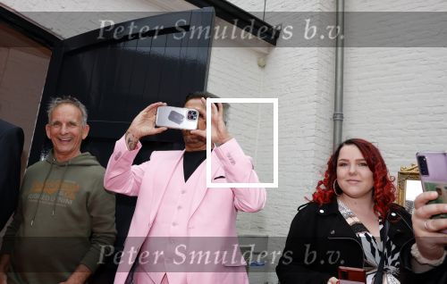 Huizen 25 mei 2022
Feestje ivm de nieuwe TLC serie van Louisa en Rowan op z\'n Gooisch. Louisa Janssen en haar man Rowan . Mick harren