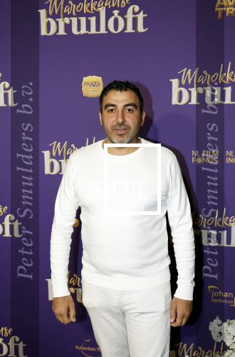 Amsterdam 30 mei 2022
Premiere Marokkaanse bruiloft in Tuschinski met oa als castleden Samouya Ahouaoui Walid Benmbarek Pip Pellens Liza Sips en Nabil Aouled Ayad in tuschinski. Mimoun Ouled