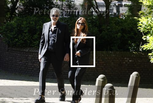 Laren 2 juni 2022
Begrafenis / dienst van Willibrord Frequin in de Sint Jansbasiliek in Laren . Olcay Gulsen en Ruud de Wild