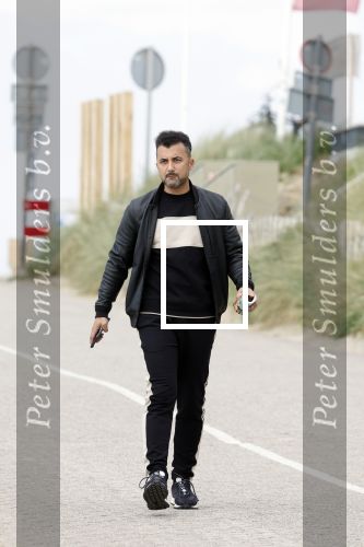 Zandvoort 31 mei 2022
Presentatie boek waar Matthijs v Nieuwkerk de mooiste verhalen voor uitgekozen heeft. 
Ozcan Akyol
