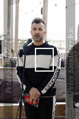 Zandvoort 31 mei 2022
Presentatie boek waar Matthijs v Nieuwkerk de mooiste verhalen voor uitgekozen heeft. 
Ozcan Akyol
