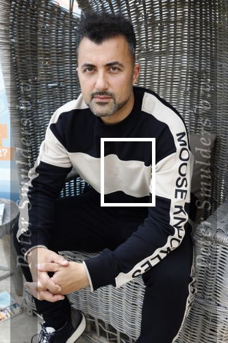Zandvoort 31 mei 2022
Presentatie boek waar Matthijs v Nieuwkerk de mooiste verhalen voor uitgekozen heeft. 
Ozcan Akyol