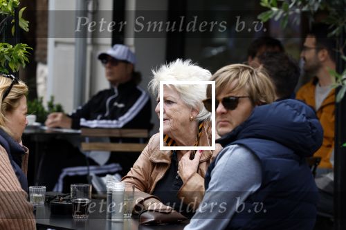 Amsterdam 4 juni 2022
Pamela Teves op terras op de pc hooftstraat