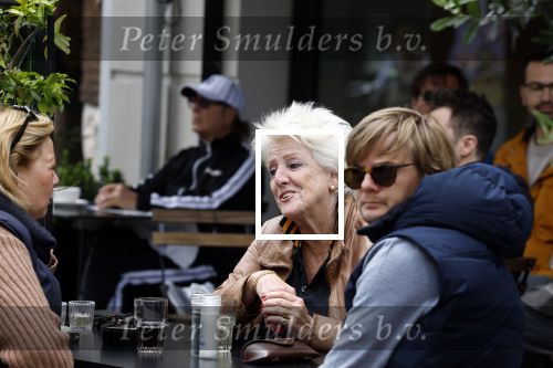 Amsterdam 4 juni 2022
Pamela Teves op terras op de pc hooftstraat