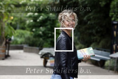 Amsterdam 25 mei 2022
Boekpresentatie Elle v Rijn Marion Pauw   Roos Schlikker en Femmetje de Wind . Patricia Snel