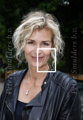 Amsterdam 25 mei 2022
Boekpresentatie Elle v Rijn Marion Pauw   Roos Schlikker en Femmetje de Wind . Patricia Snel