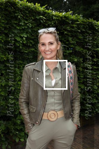 Huizen 25 mei 2022
Feestje ivm de nieuwe TLC serie van Louisa en Rowan op z\'n Gooisch. Louisa Jansen en haar man Rowan .
Peggy Vrijens