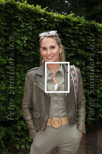 Huizen 25 mei 2022
Feestje ivm de nieuwe TLC serie van Louisa en Rowan op z\'n Gooisch. Louisa Jansen en haar man Rowan .
Peggy Vrijens