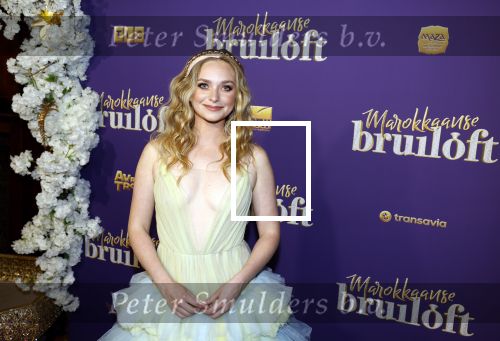 Amsterdam 30 mei 2022
Premiere Marokkaanse bruiloft in Tuschinski met oa als castleden Samouya Ahouaoui Walid Benmbarek Pip  Pellens Liza Sips en Nabil Aouled Ayad in tuschinski. Pip kwam met haar man Pim Wessels