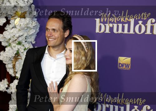 Amsterdam 30 mei 2022
Premiere Marokkaanse bruiloft in Tuschinski met oa als castleden Samouya Ahouaoui Walid Benmbarek Pip  Pellens Liza Sips en Nabil Aouled Ayad in tuschinski. Pip kwam met haar man Pim Wessels