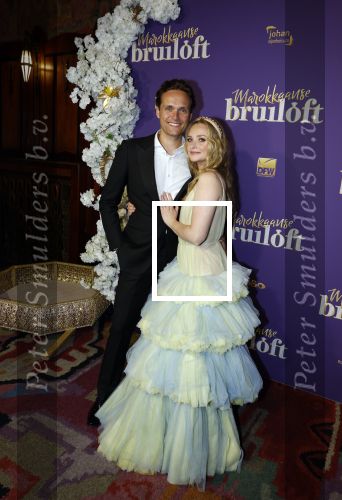 Amsterdam 30 mei 2022
Premiere Marokkaanse bruiloft in Tuschinski met oa als castleden Samouya Ahouaoui Walid Benmbarek Pip  Pellens Liza Sips en Nabil Aouled Ayad in tuschinski. Pip kwam met haar man Pim Wessels
