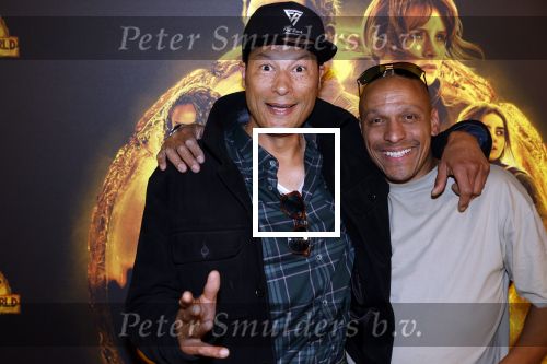 Amsterdam 2 juni 2022
Premiere Jurassic World in Pathe Arena .
Poal cairo met broer